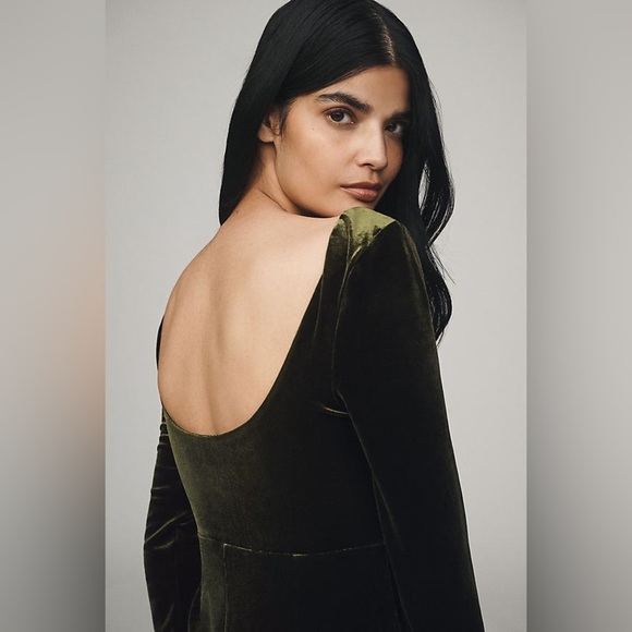 NWT BHLDN Bella Long Sleeve Scoop-Neck Side-Slit Stretch Velvet Maxi Dress, XS - Picture 3 of 5